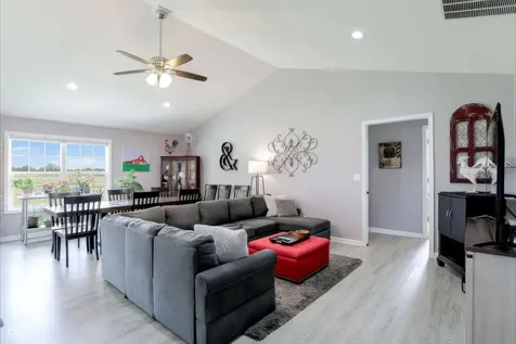 11647 N Us Highway 231 Roachdale IN 46172
