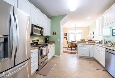 2326 Colfax Lane Indianapolis IN 46260