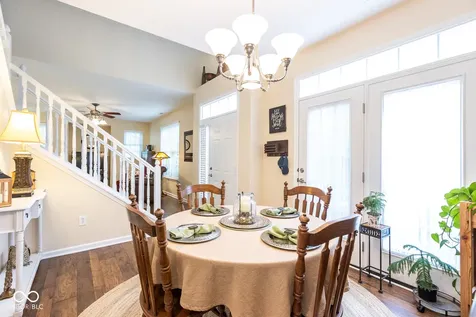 2326 Colfax Lane Indianapolis IN 46260