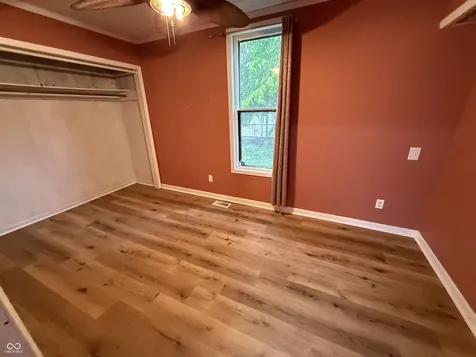 2423 3rd Avenue Terre Haute IN 47807