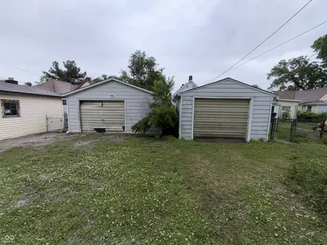 2423 3rd Avenue Terre Haute IN 47807