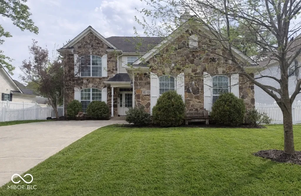 10811 Meadow Wing Court Noblesville IN 46060