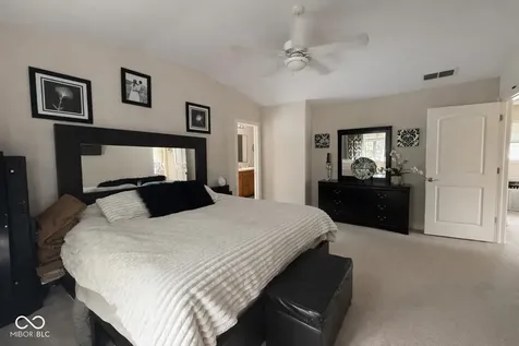 10811 Meadow Wing Court Noblesville IN 46060
