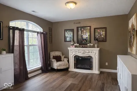 10811 Meadow Wing Court Noblesville IN 46060