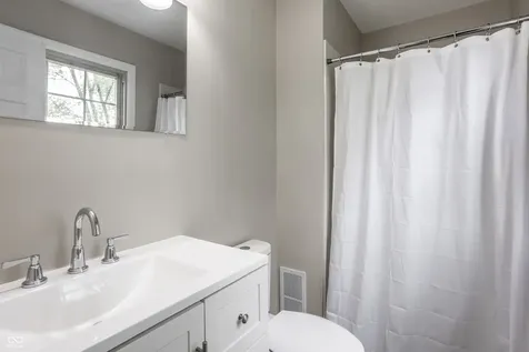 8131 Sycamore Springs Trail Indianapolis IN 46239