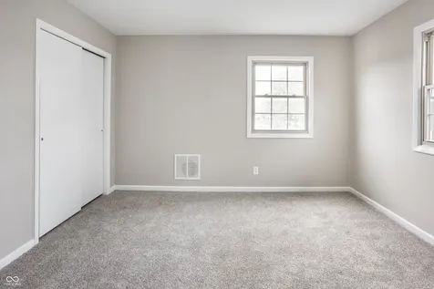 8131 Sycamore Springs Trail Indianapolis IN 46239