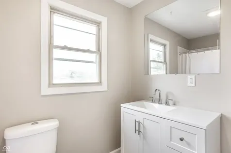 8131 Sycamore Springs Trail Indianapolis IN 46239