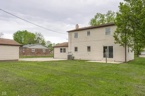 8131 Sycamore Springs Trail Indianapolis IN 46239