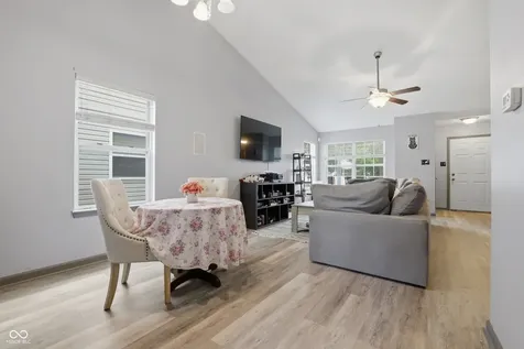 3526 Shepperton Boulevard Indianapolis IN 46228