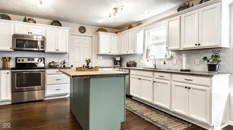 5647 Grand Vista Drive Indianapolis IN 46234