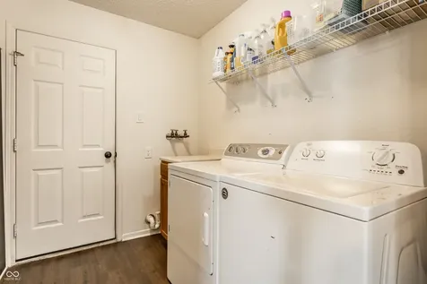 5647 Grand Vista Drive Indianapolis IN 46234