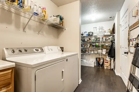 5647 Grand Vista Drive Indianapolis IN 46234