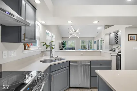 4702 Mallard View Drive Indianapolis IN 46226
