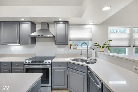 4702 Mallard View Drive Indianapolis IN 46226