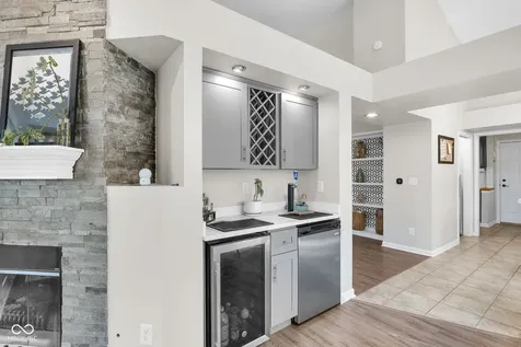 4702 Mallard View Drive Indianapolis IN 46226