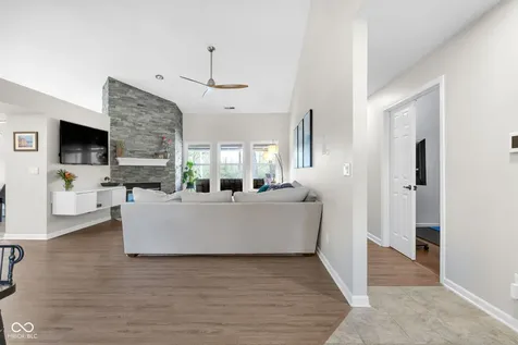 4702 Mallard View Drive Indianapolis IN 46226