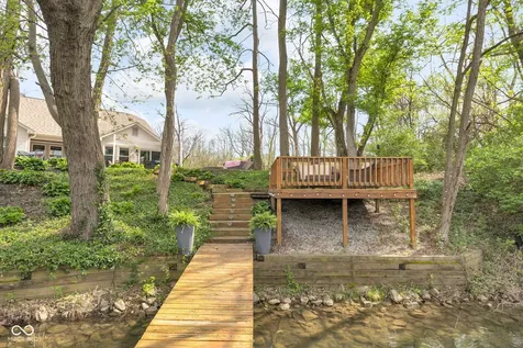 4702 Mallard View Drive Indianapolis IN 46226