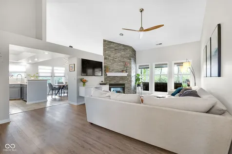 4702 Mallard View Drive Indianapolis IN 46226