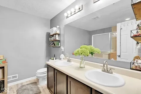 10408 Hammersley Drive Fishers IN 46040