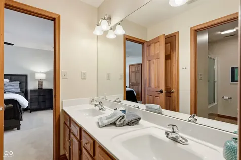 6553 Greyridge Boulevard Indianapolis IN 46237