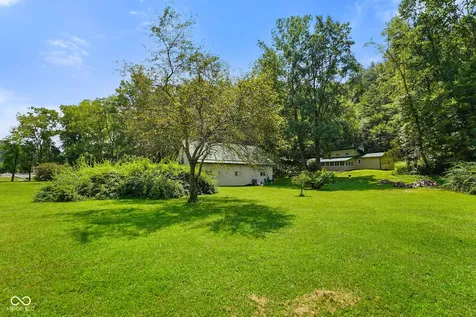 3978 State Road 135 S Nashville IN 47448