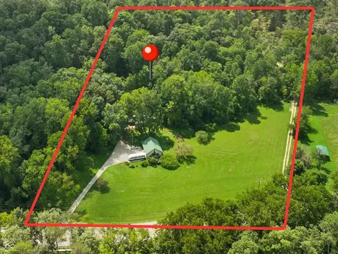 3978 State Road 135 S Nashville IN 47448