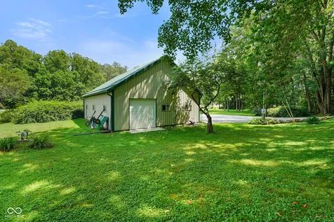 3978 State Road 135 S Nashville IN 47448