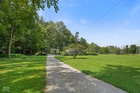 3978 State Road 135 S Nashville IN 47448