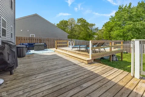 2400 Lakecrest Drive Columbus IN 47201