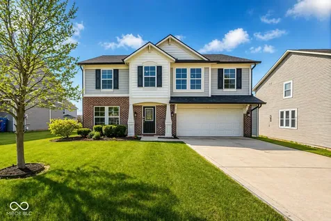 5571 W Woodhaven Drive Mccordsville IN 46055