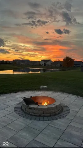 5571 W Woodhaven Drive Mccordsville IN 46055