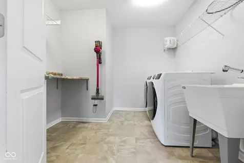 770 Canberra Boulevard Westfield IN 46074