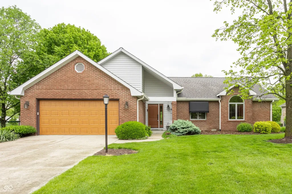 18 Ashbourne Drive Noblesville IN 46060