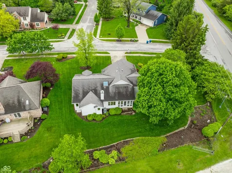 18 Ashbourne Drive Noblesville IN 46060