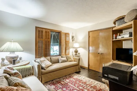 18 Ashbourne Drive Noblesville IN 46060