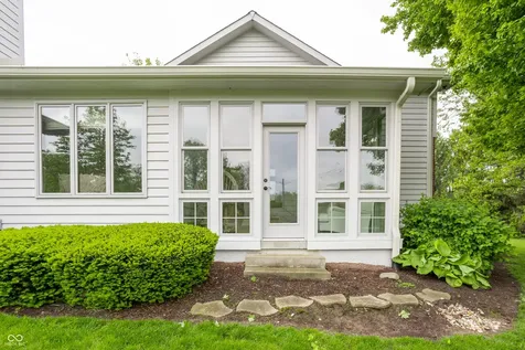 18 Ashbourne Drive Noblesville IN 46060