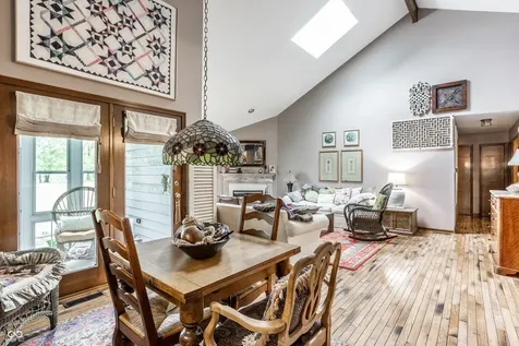 18 Ashbourne Drive Noblesville IN 46060