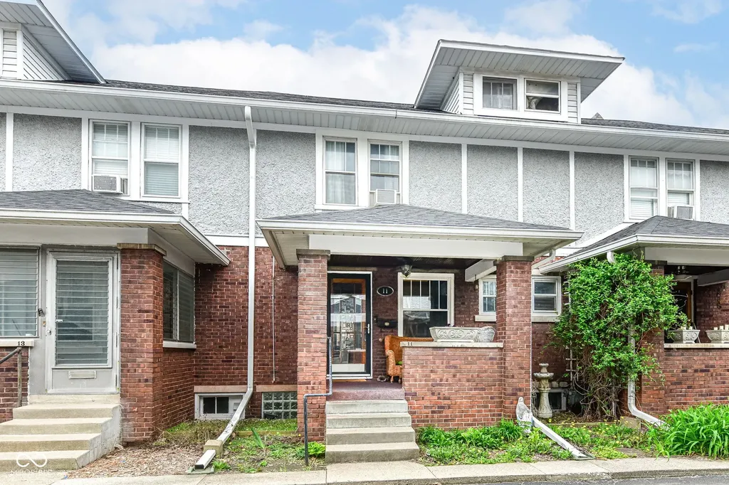 47 Johnson Avenue Indianapolis IN 46219