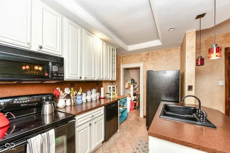 47 Johnson Avenue Indianapolis IN 46219
