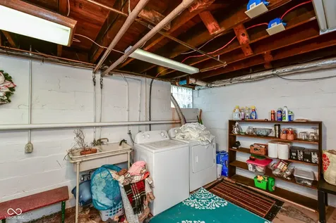 47 Johnson Avenue Indianapolis IN 46219