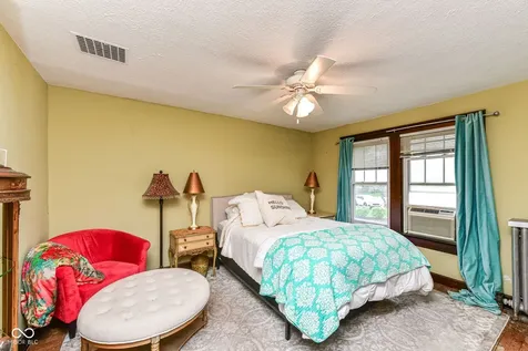 47 Johnson Avenue Indianapolis IN 46219