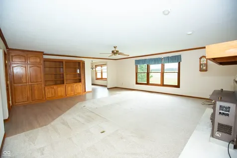 8335 N 750 W Fairland IN 46126