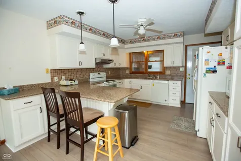 8335 N 750 W Fairland IN 46126