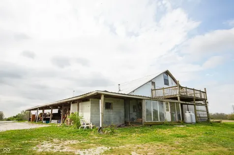 8335 N 750 W Fairland IN 46126