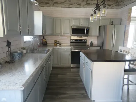 401 N Harrison Street Alexandria IN 46001