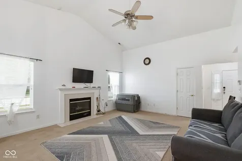 2074 Alysheba Drive Indianapolis IN 46234