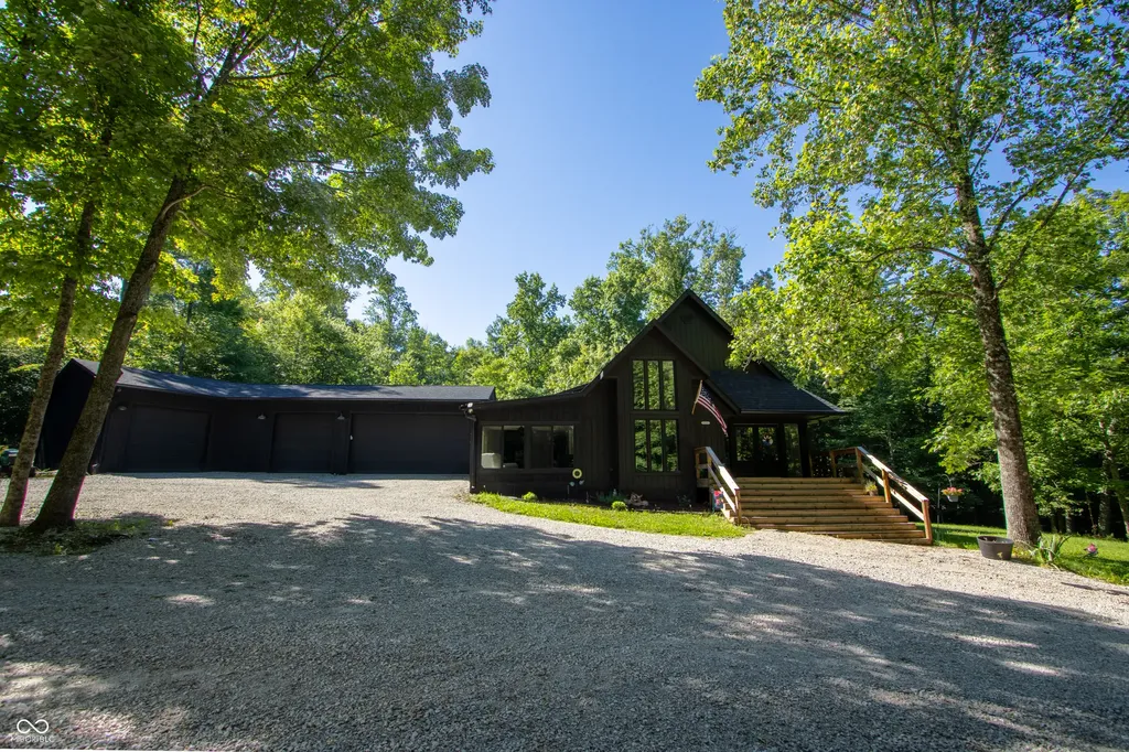7811 Bean Blossom Road Trafalgar IN 46181