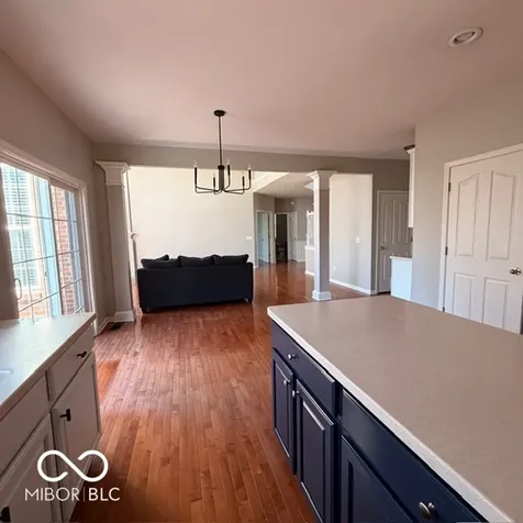 11716 Shadowwood Court Zionsville IN 46077