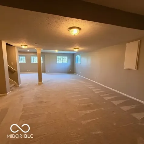 11716 Shadowwood Court Zionsville IN 46077