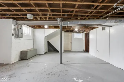 1025 N Bosart Avenue Indianapolis IN 46201